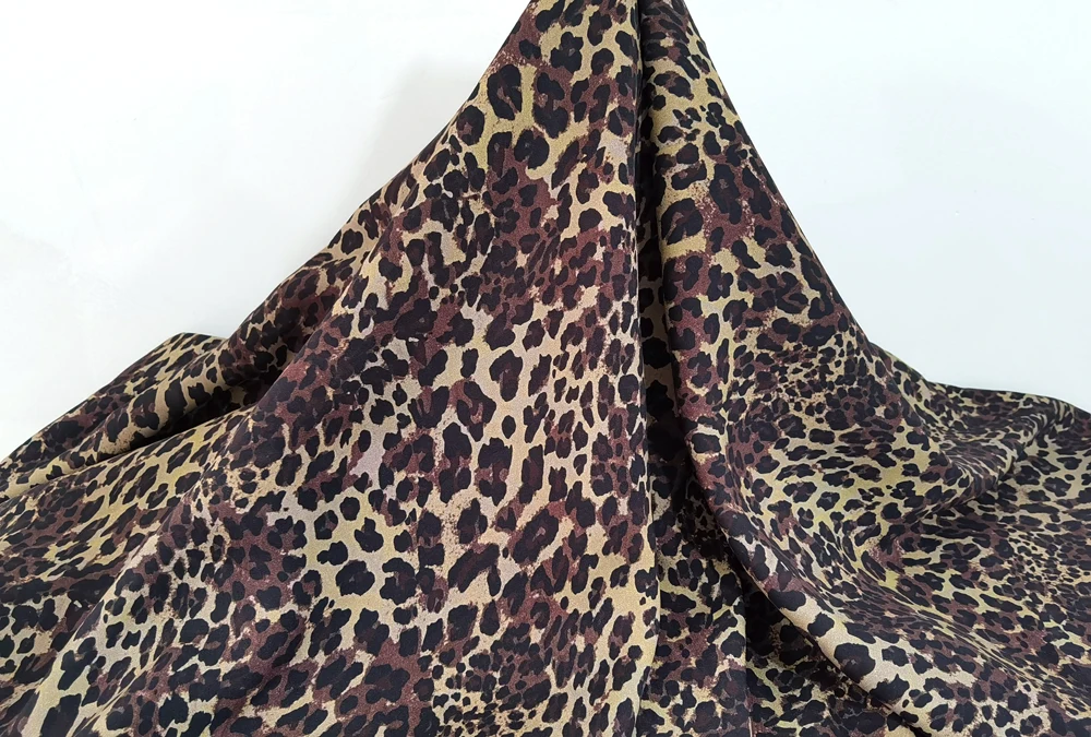 55\'\' Wide By Meter Africa Leopard Fabric Soft Dress Abaya Material Viscose Rayon