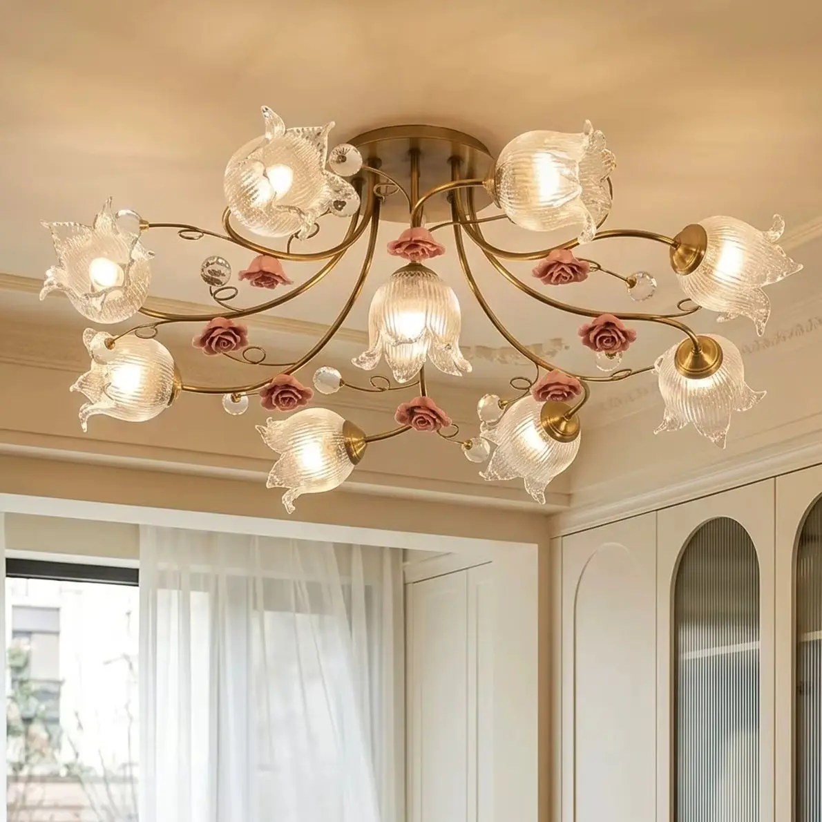 2026 New Country Style Living Room Lamp French Charming Romantic Rose Ceiling Light Designer Bedroom Lamp with Premium Feel