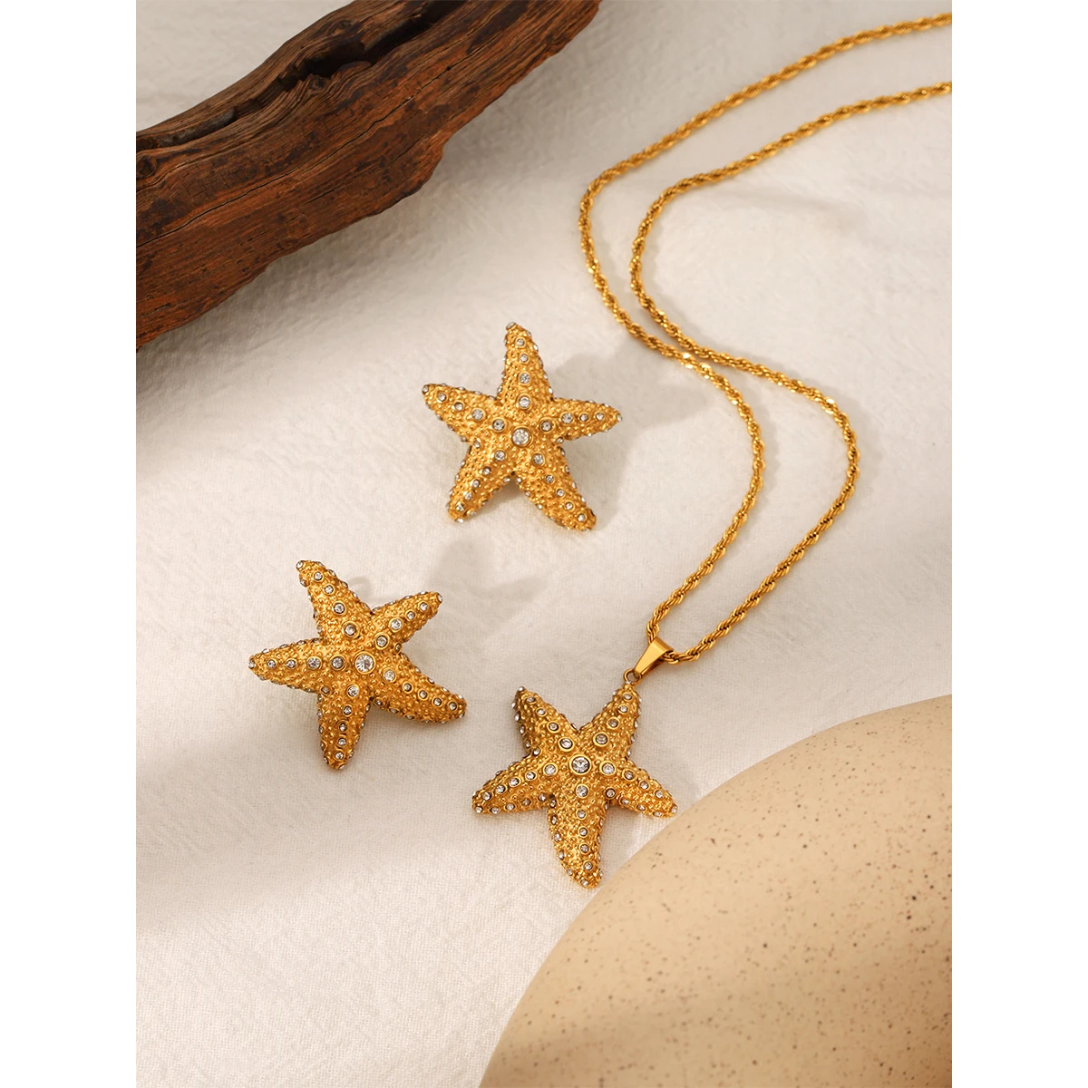 

Stainless Steel 18K Gold Plated Starfish CZ Necklace Earrings Set Waterproof Hypoallergenic No Fade for Women Daily Party Gift