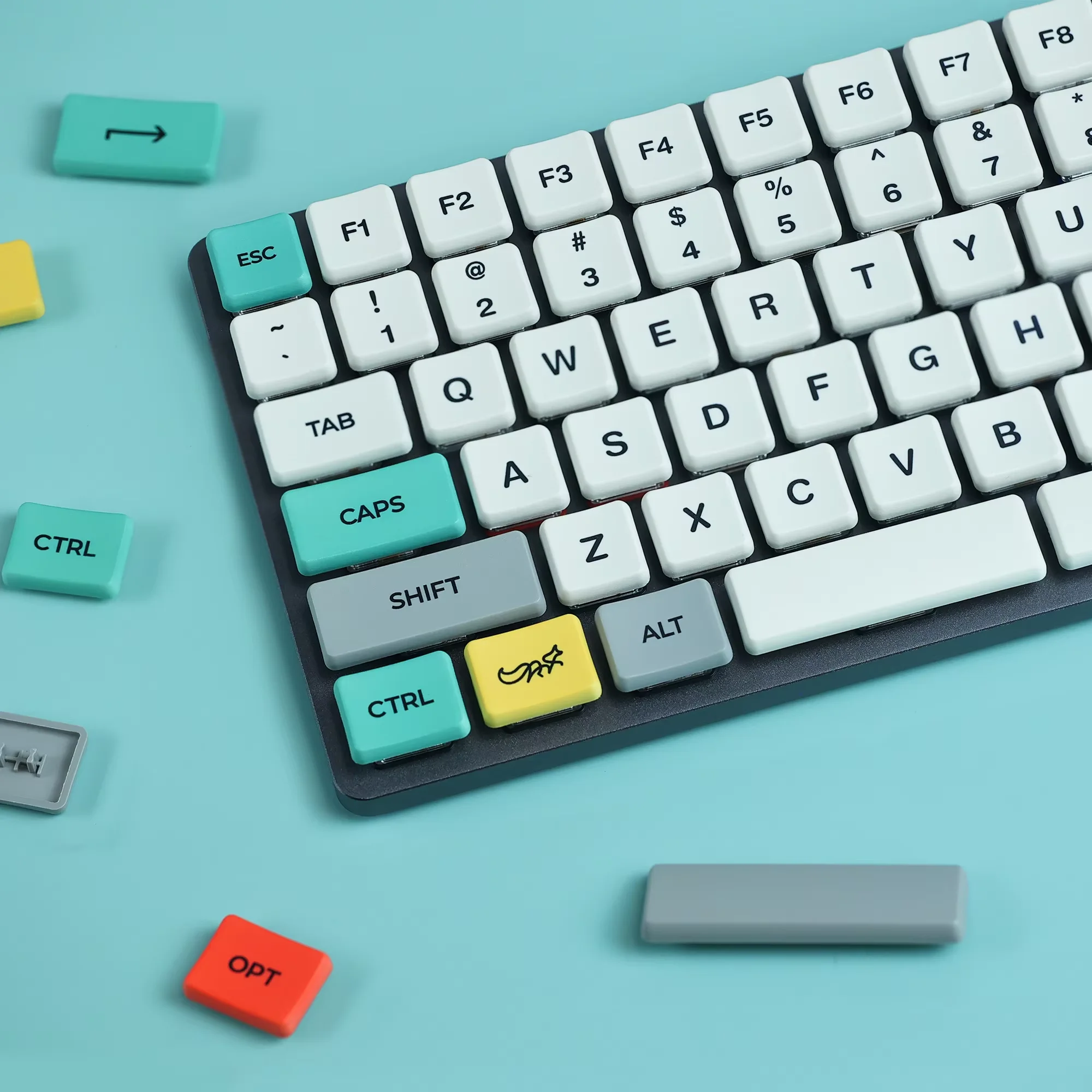 

Chosfox CFX Low Profile Choc Keycaps for Kailh 1350 Low Profile Switch Mechanical Keyboard Ultra Thin PBT Keycaps Game Accessory