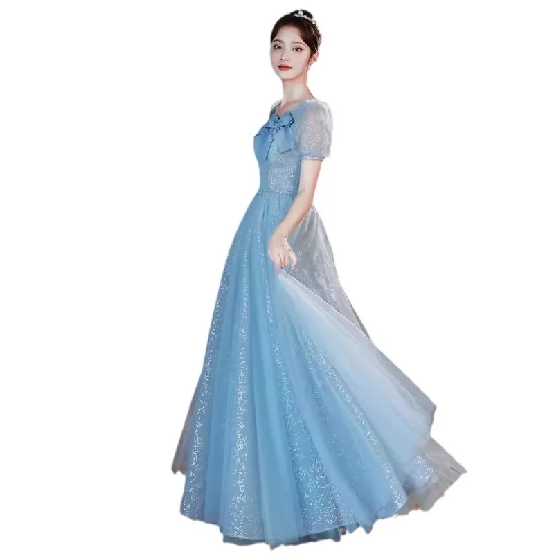 2025 Abito da sera viola con fiocco blu estivo delle nuove donne Abito da passeggio per esame d'arte di laurea dimagrante alla moda