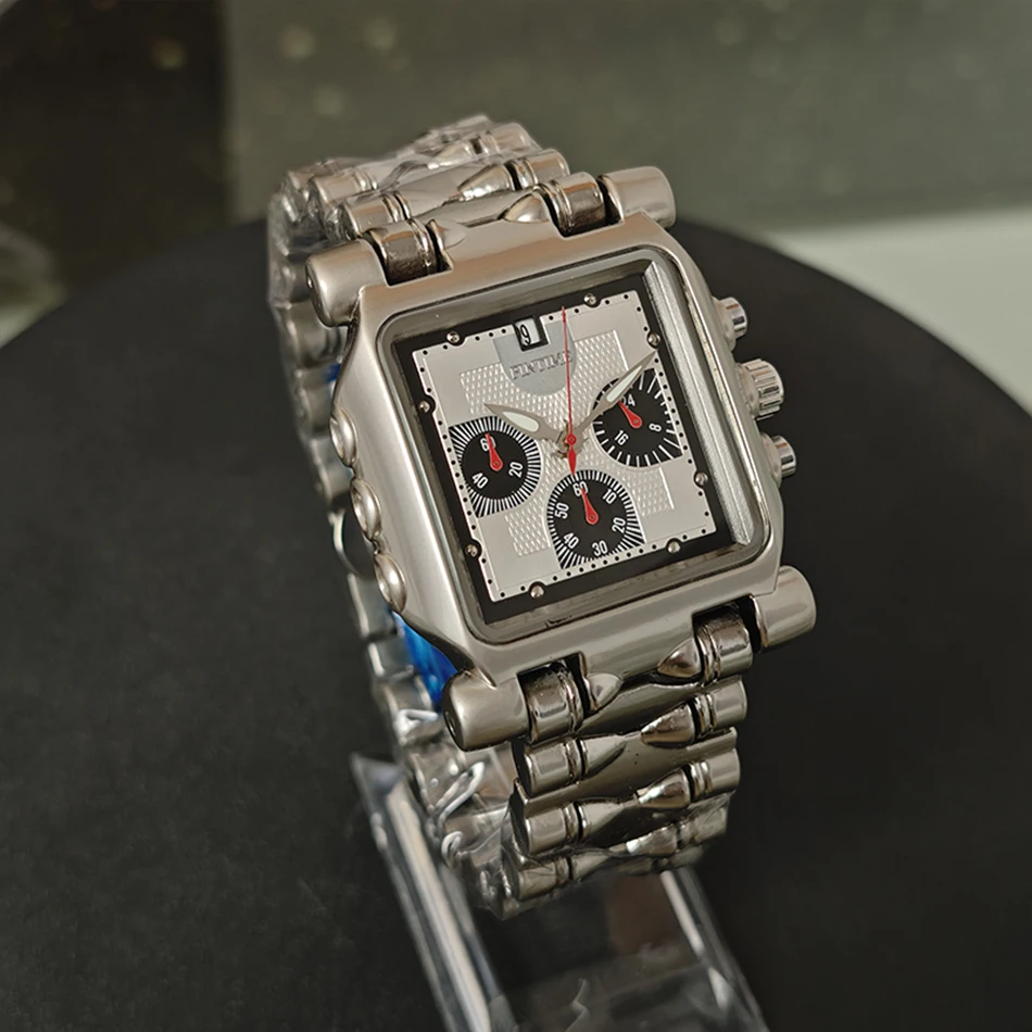 ساعة كوارتز مربعة جديدة مع قرص كبير مقاوم للماء مع عقارب مضيئة وحركة كرونوغراف رياضية عصرية للرجال
