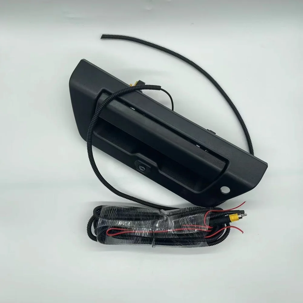 License Plate Camera Backup Camera F150 For Blind Spot Checking Ip67 Waterproof 12v Voltage 640x720 Resolution