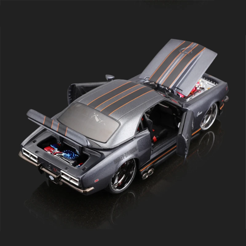 Maisto 1:24 Chevrolet Camaro Z/28 1968 Model Mobil Sport Aloi Diecast Kendaraan Balap Logam Model Mobil Simulasi Hadiah Mainan Anak-anak