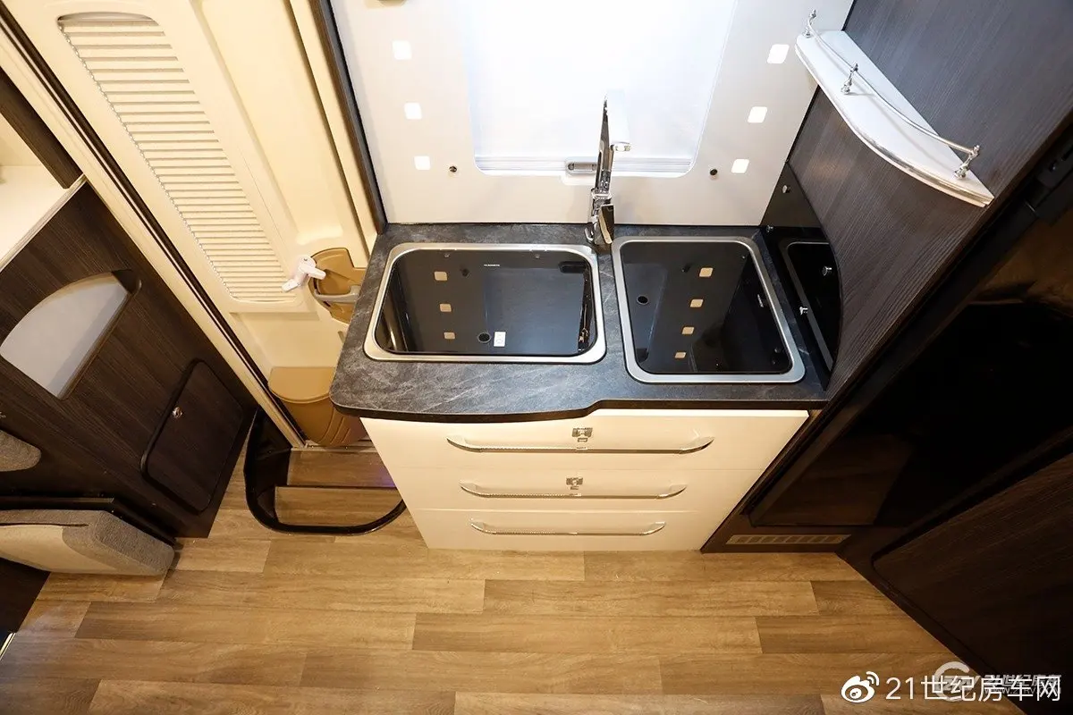 Customized Aluminum Honeycomb Panel Profile Waterproof RV Bathroom Cabinet Lightweight Aluminum Kitchen Cabinet RV