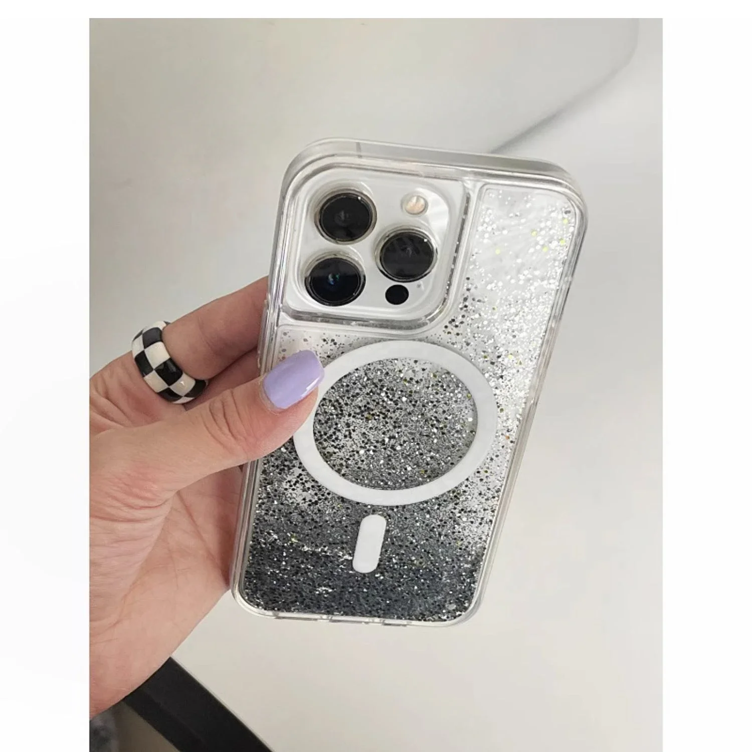 Quicksand Magsafe Magnets Case for iPhone 15 14 16 Pro Max Glitter Moving Sand Phone Cover Hard Liquid Shell Luxury Arena Funda