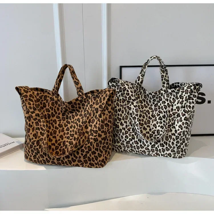 Oversized leopard print crossbody bag final view