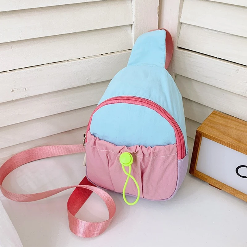 

Детские нагрудные сумки контрастного цвета с рюшами, маленькая сумка через плечо для мальчиков и девочек, дорожная портативная нейлоновая сумка на плечо для девочек