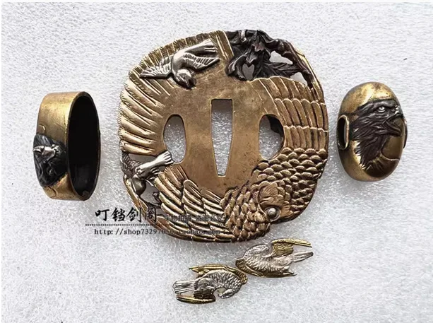 Immagine 6: Set dorato con rame dorato e argento di accessori per spada da samurai giapponese Katana, Tsuba, Fuchi, Kashira, Menuki