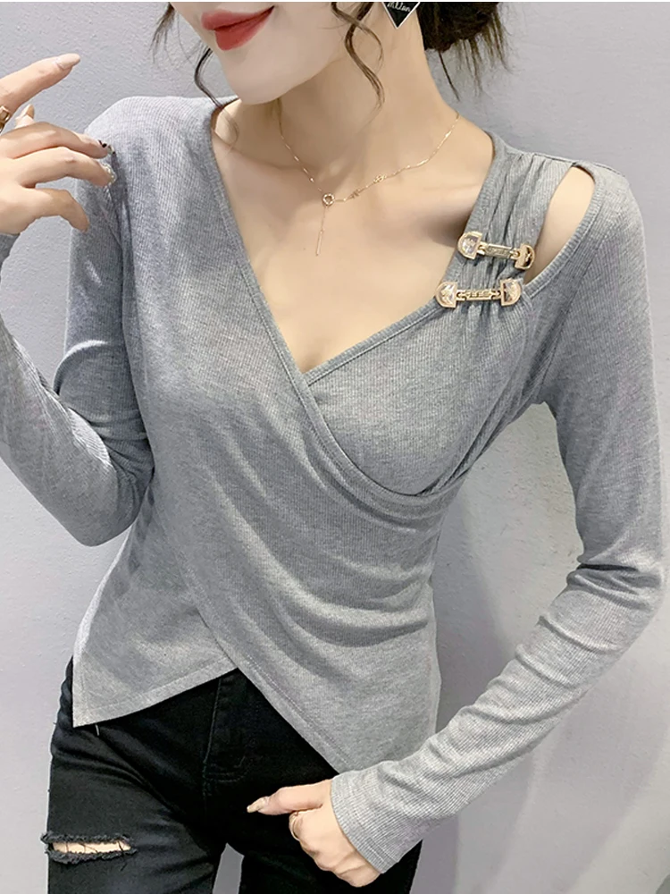 

Winsleter Elegant Basic Tshirt Long Sleeve Tees Women Sexy V Necks Shiny Beads Irregular Slim Cotton Tops Autumn Winter T38052JC