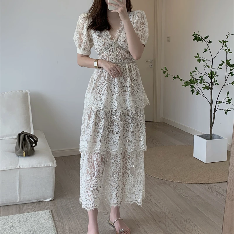 

Women Lace Embroidery dress V Neck Diamond Beaded Decoration Lady Multi-layer Ruffles Short Cake Dress