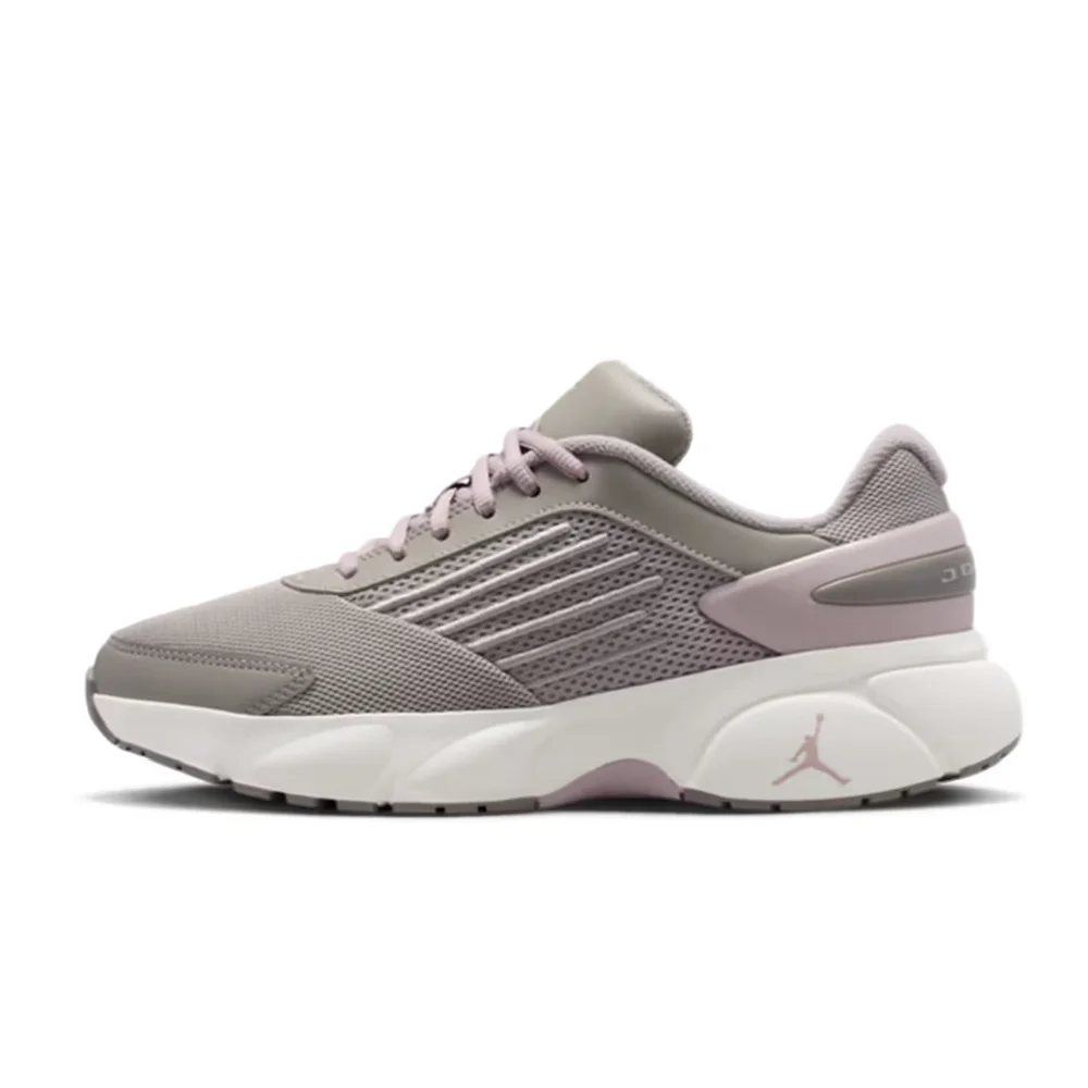 Nike Jordan TRUNNER FLOW: Comfortable, Versatile, Stylish, and Breathable Women's Basketball Training Shoes in Brown IQ0701-006