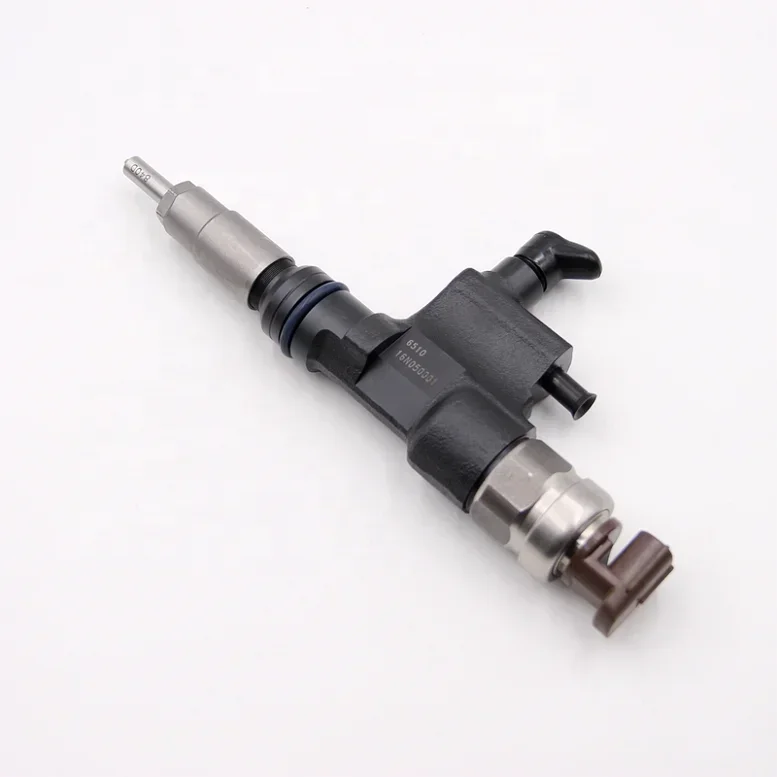 

High Quality Common Rail Fuel Injector 095000-8470 For TOYOTA N04C-T