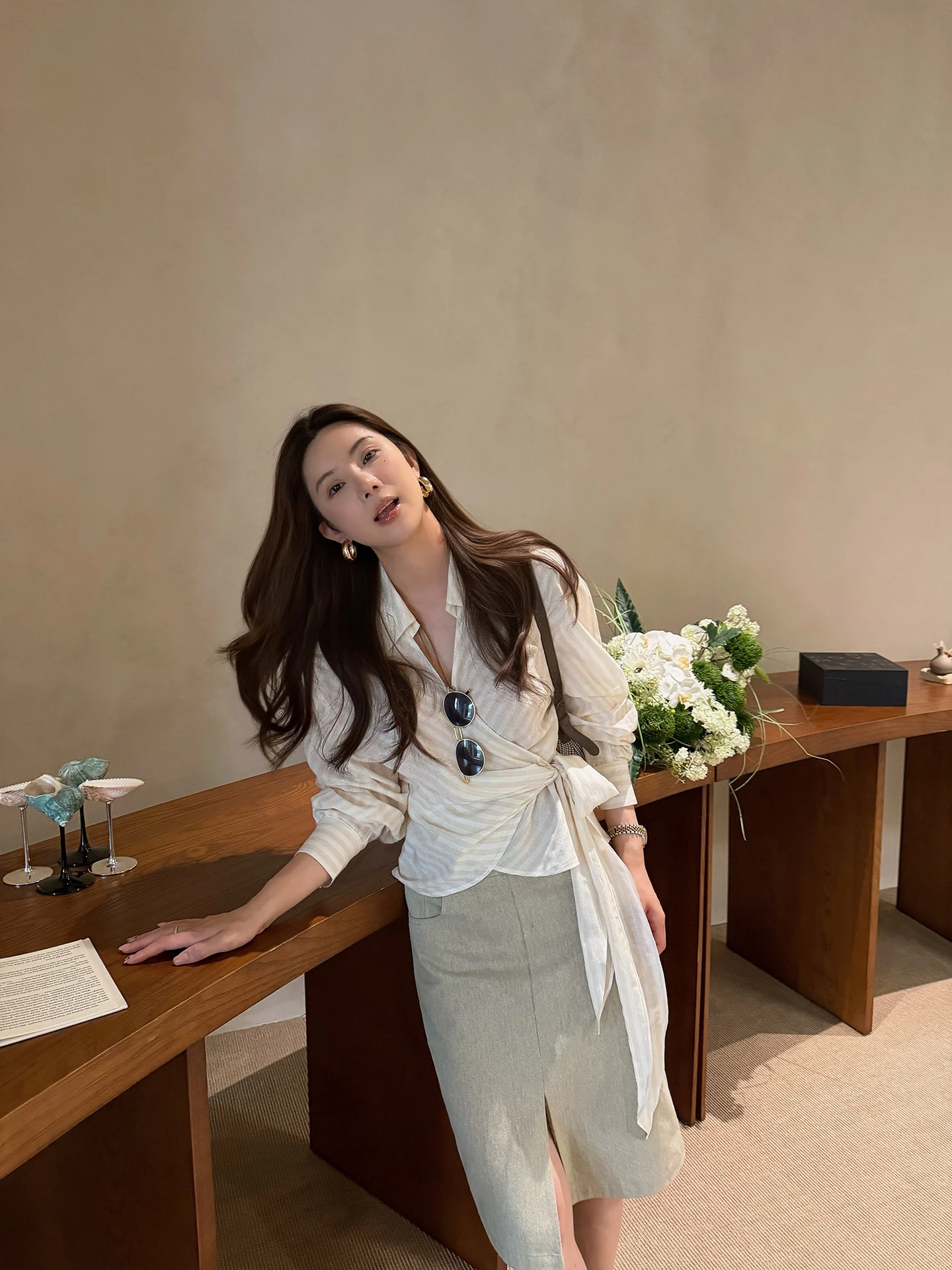

SASA Design Sweet Striped Waist-Cinching Long Sleeve Women's Shirt Commute Style Korean Slim Fit Breathable Comfortable