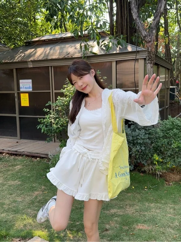 

Sun Protection Casual Chic Women's Three-Piece Set with Long Sleeve Open Cardigan Strap High Waist Shorts And Lace Details