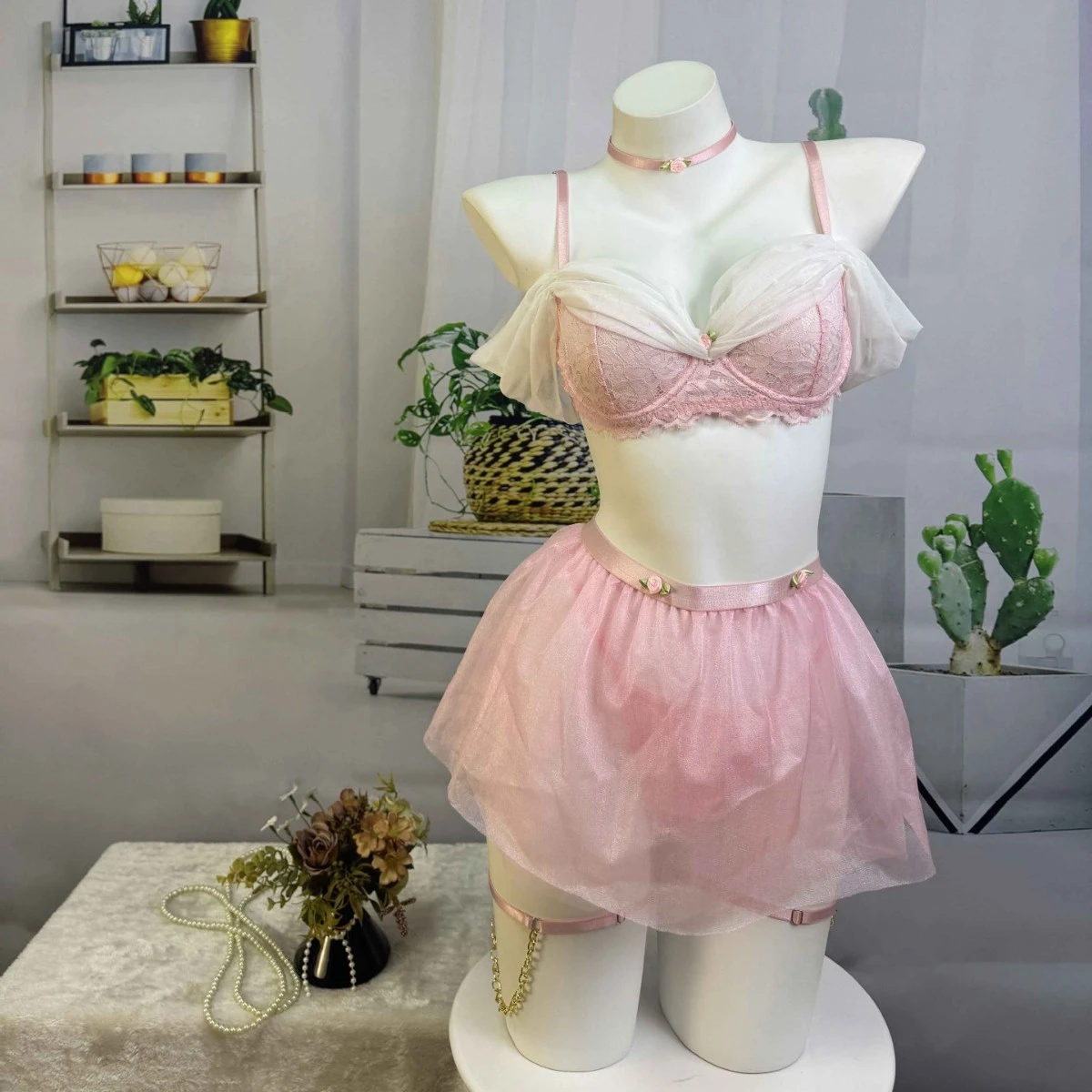 مجموعة الملابس الداخلية النسائية حزام السباغيتي الأزهار ديكور الدانتيل الصدرية مع تنورة تول، حلقات الساق، المختنق، ملخصات الزي المشاغب #1