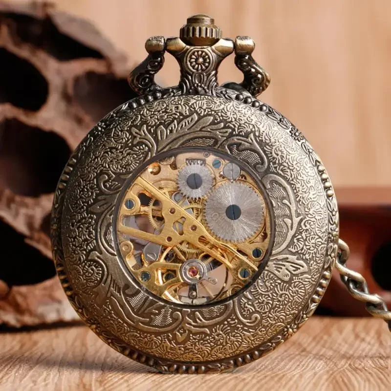 Steampunk Pocket Watch Prague Constellation Copper Mechanical Hand Winding Compass Clock Roman Number Dial Pendant Chain Collect