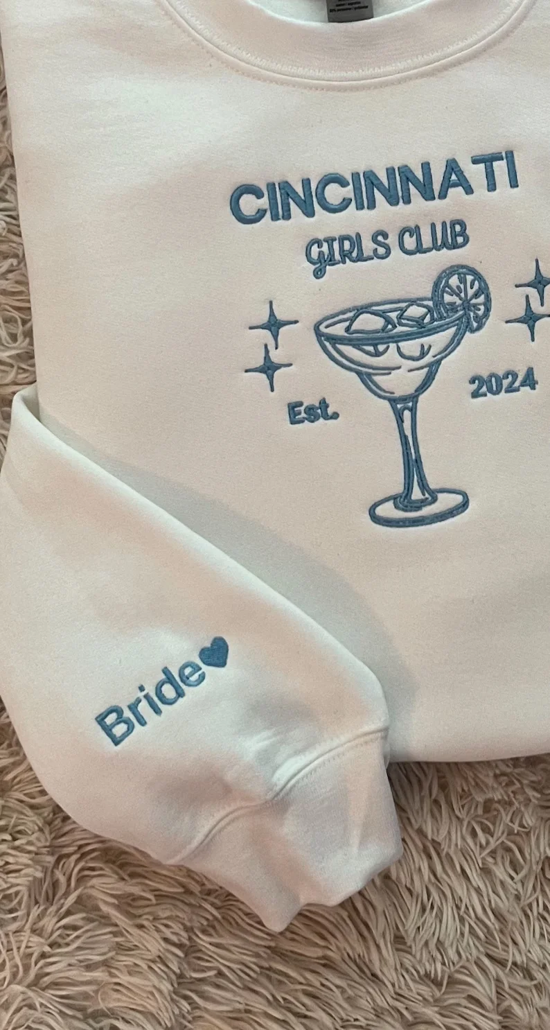 Despedida de solteira bordada crewneck l Margarita l Noiva Moletons I Moletons de casamento l Favores de casamento de despedida de solteira l Casamento