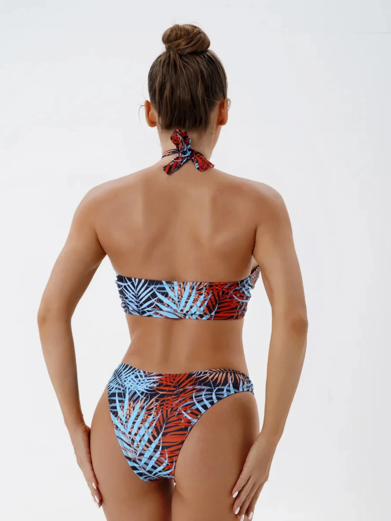 Folha impressão praia saia maiô para mulher 2025 conjunto de 3 peças oco para fora biquíni cruz halter sem costas verão cintura alta banho