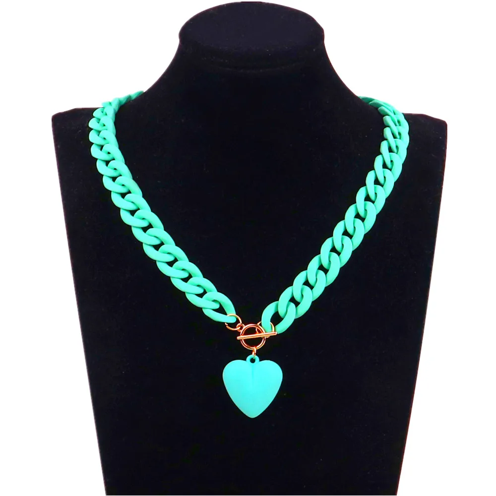 

FishSheep Punk Acrylic Chain Love Heart Pendant Necklace For Women Matte Colorful Choker Long Necklace 2022 Fashion Jewelry Gift