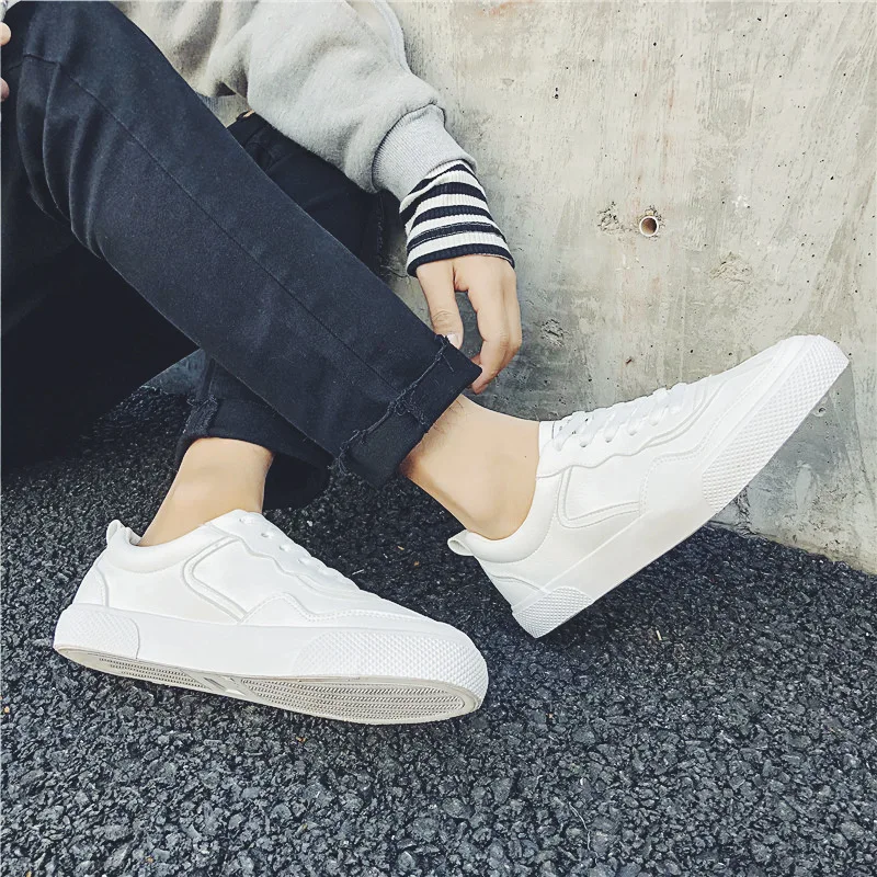 Men's Casual Fashion All-match New Street Shooting Men's White Shoes Trend Casual Sports Shoes Student Flat Shoes