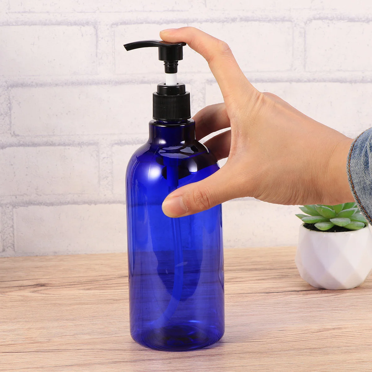 

2 Pcs Hand Soap Dispenser Shampoo Bottle Handwashing Fluid with Pump Travel Liquid