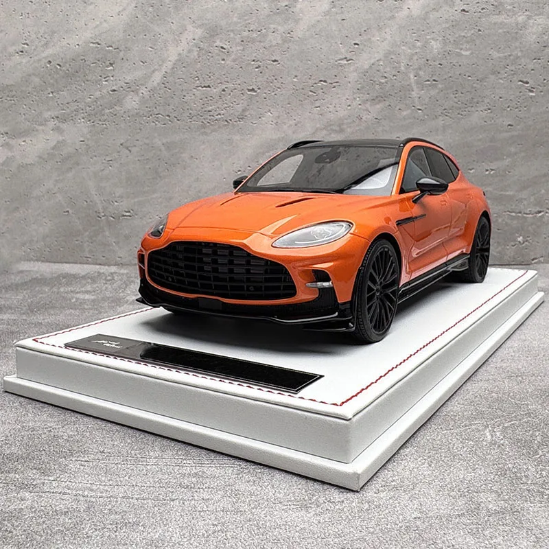 

IVY DBX 707 Limited Edition Simulated Resin Car Model 1 18