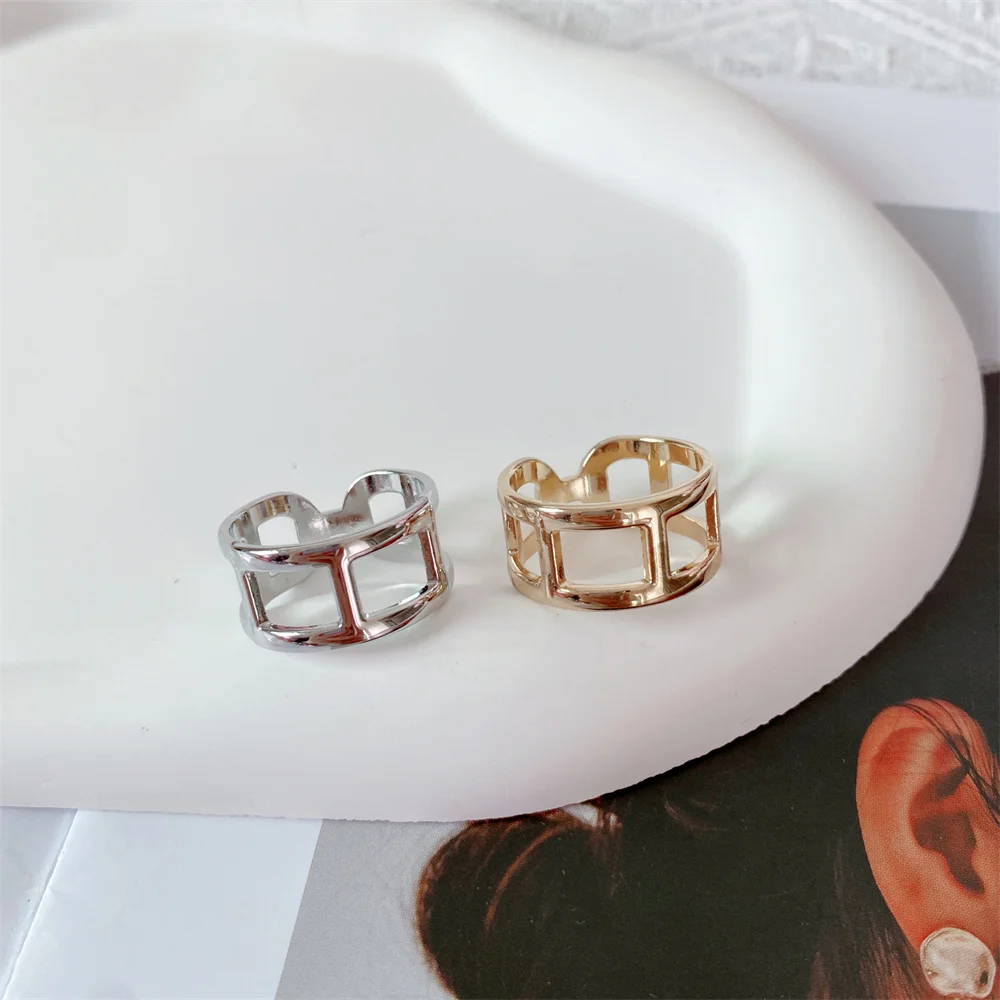 Minimalismus Kleidung Ecke Knoten Knopf Hohl Ring Für Frauen Hemd Saum T-shirt Schal Schnalle Kleidung Dekoration Zubehör Geschenk