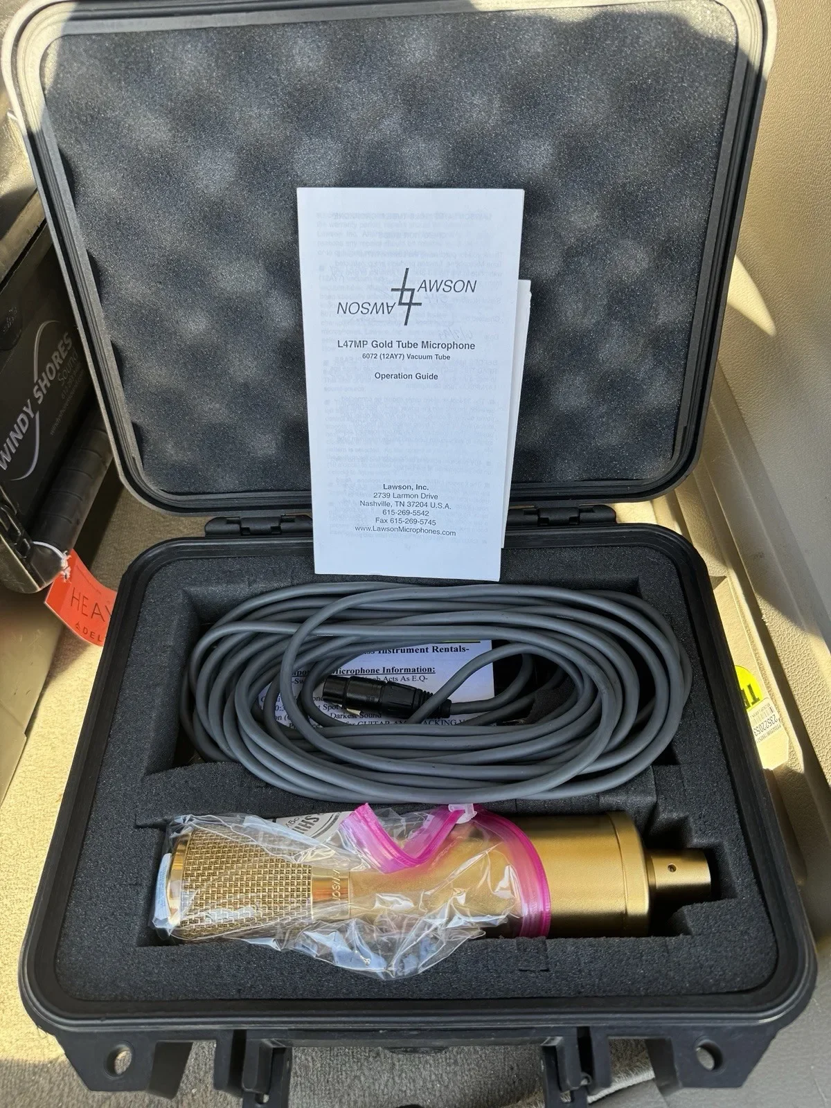 Micrófono de tubo vintage LAWSON L47 MK1 con preamplificador y accesorios.