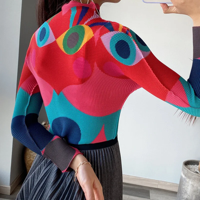 Women's pleated T-shirt wholesale, high-end printed stretchy Miyake print slim fit long-sleeved base layer