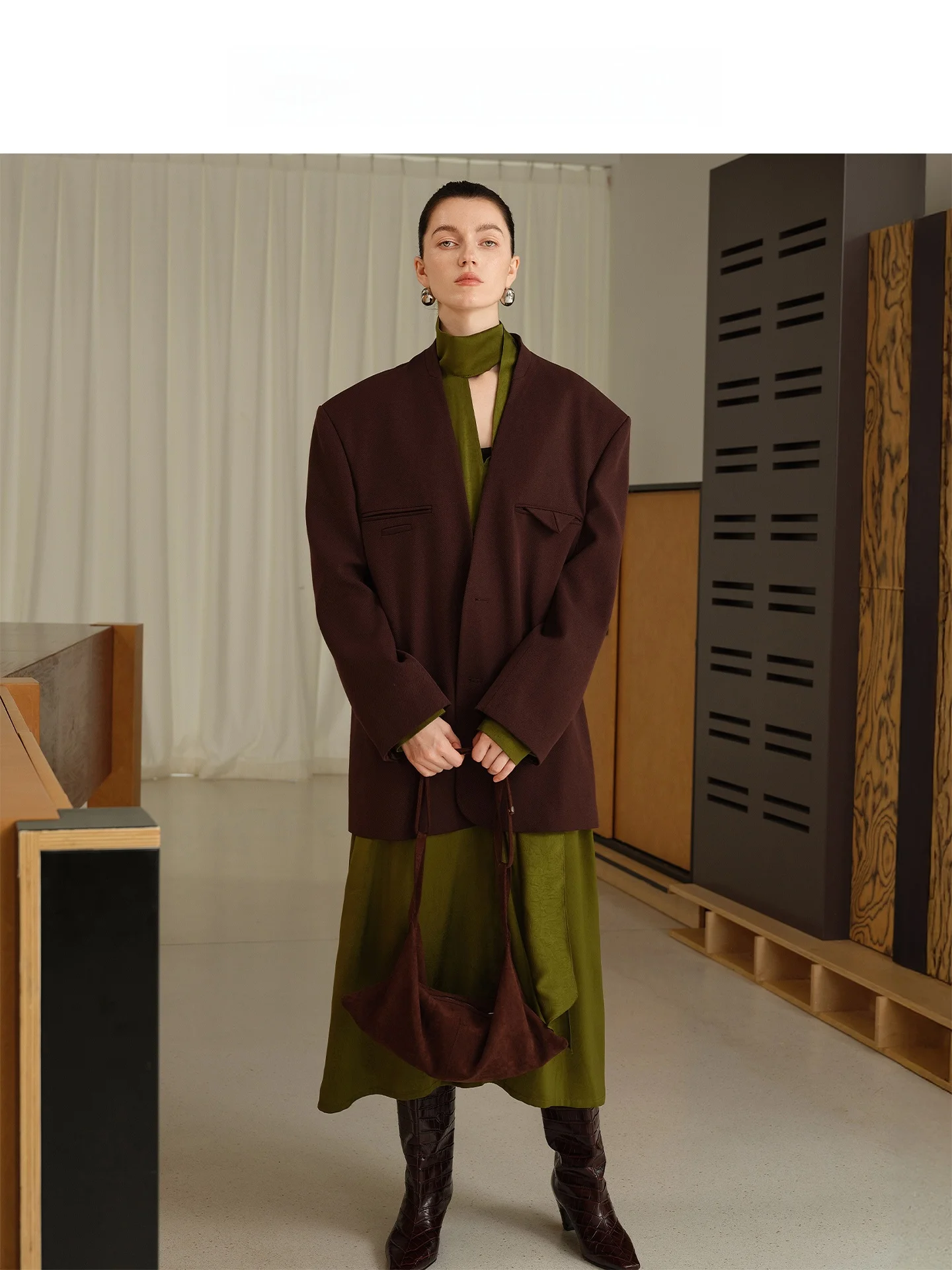 ออเดรย์ หวัง เทรนช์โค้ท ผ้าวูลผสมไหม ลายตาราง ปกเสื้อแบบลา펠 ทรงหลวม แขนยาว สำหรับฤดูใบไม้ร่วง ดีไซน์ดั้งเดิม