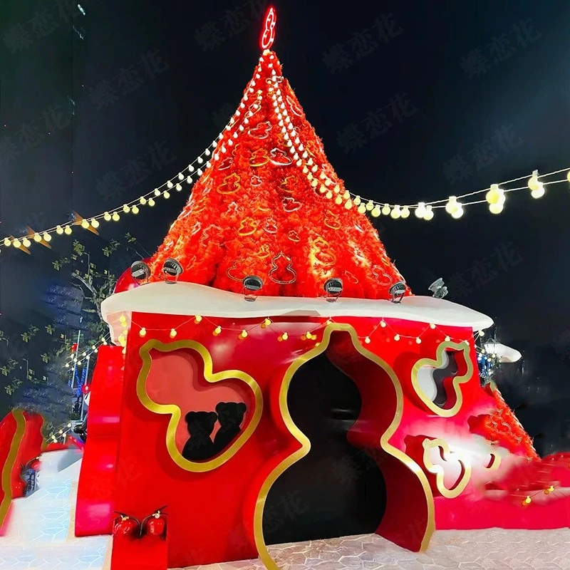

Spring Festival, New Year, shopping malls, red, Christmas tree, ornaments