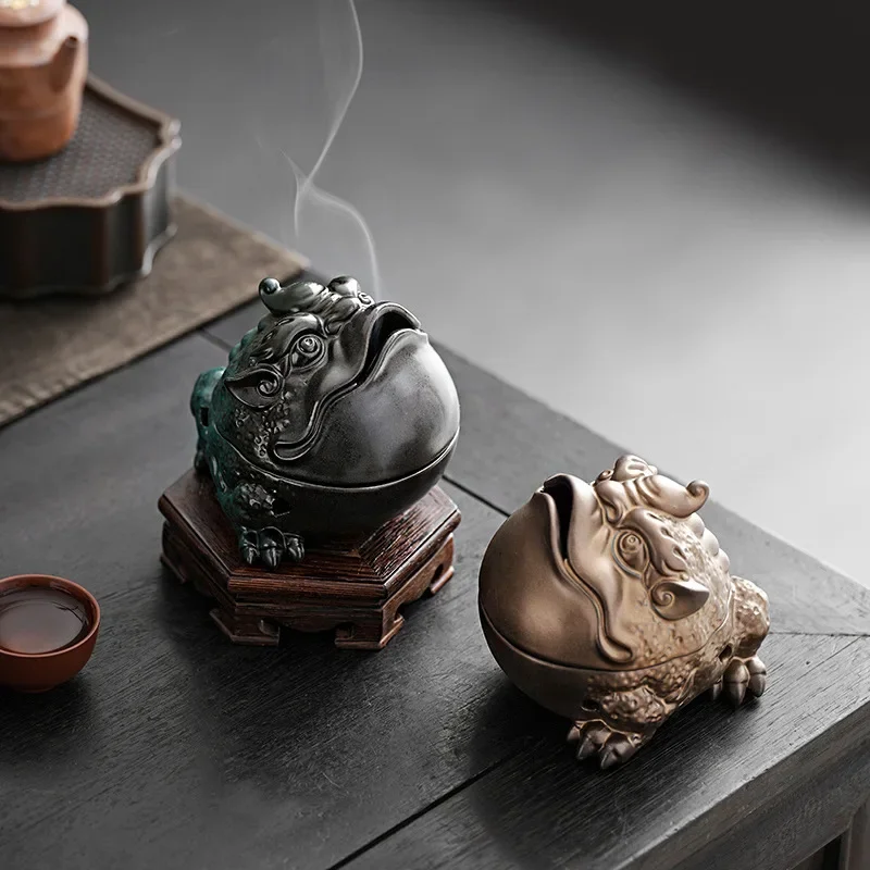 Creative Purple Clay Lucky Toad Arromatherapy Burner Sandalwood Stick Incense Holder Censer Tea Ceremony Incense Burner Zen