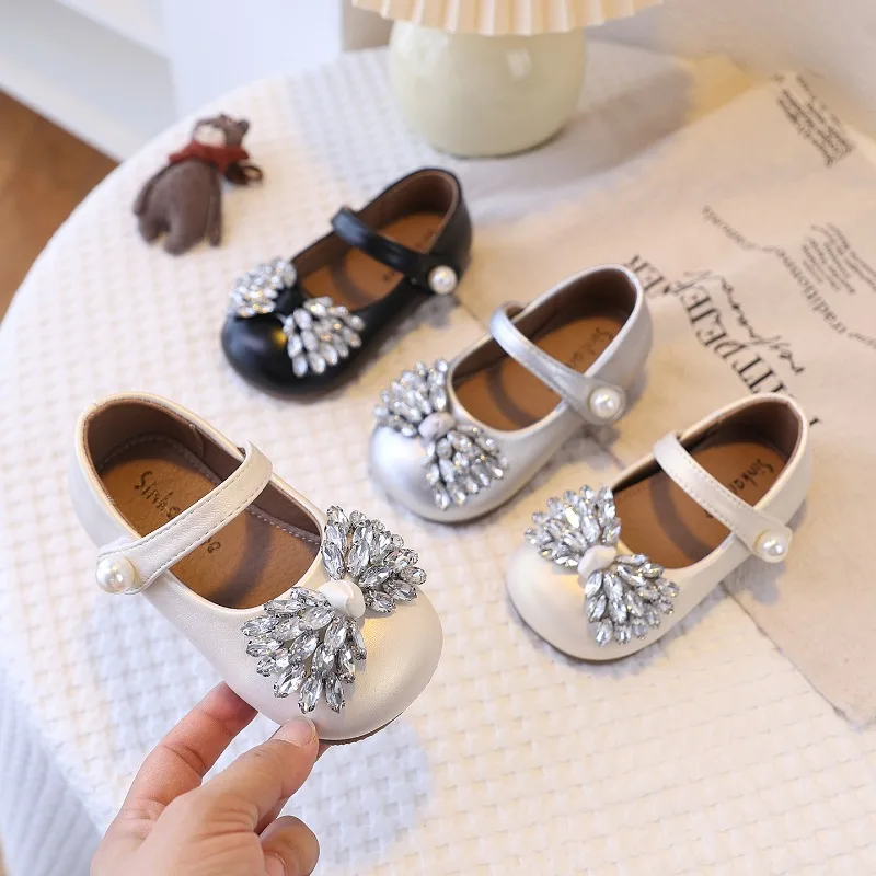 JGSHOWKITO Girls Crystal Shoes for Wedding Party with Bling Rhinestone Pearl Princess Kids Flats Sweet Classic Soft Breathable