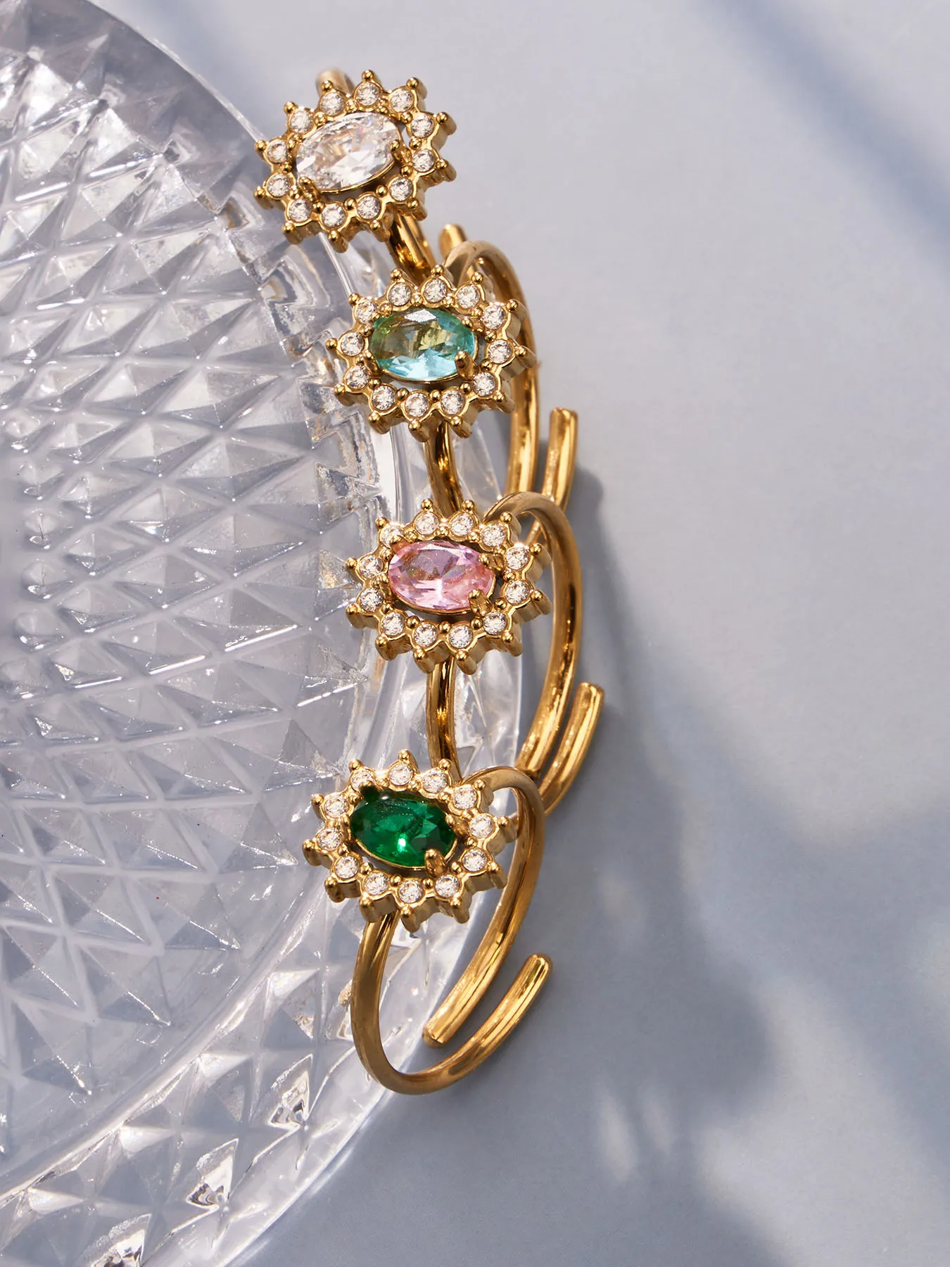 Riesenrad Glänzende Zirkonia Damenringe Edelstahl PVD Vergoldet Wasserdicht Offene Ringe Anlaufbeständiger Damenschmuck – Detail 9