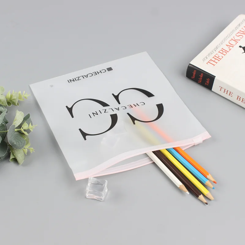 2025customized.Custom% Pla Biodegradable Cornstarch Compostable Garment Packaging Zipper Bag Clothing