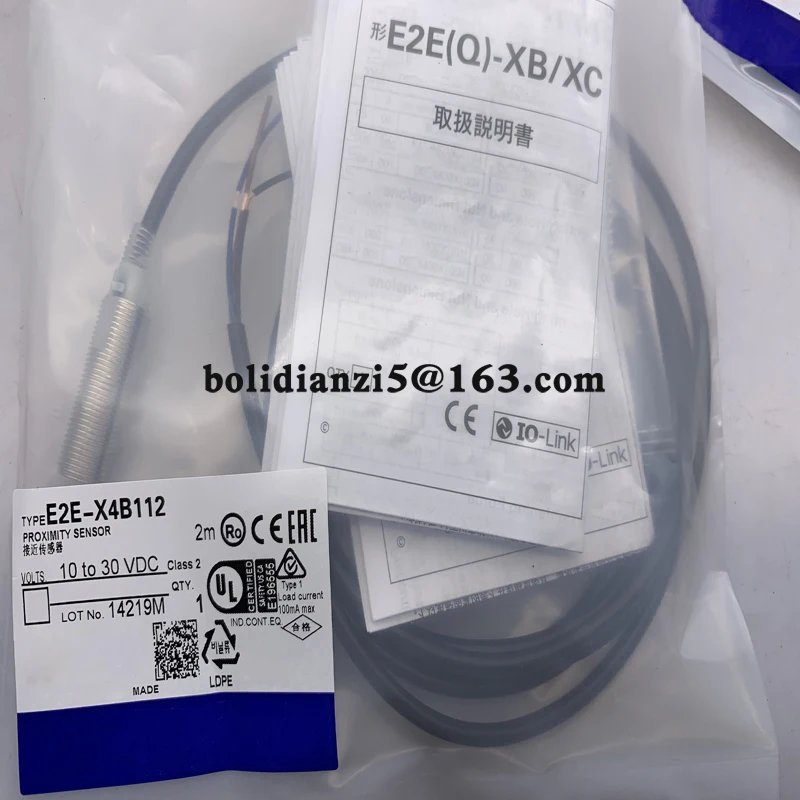 新しいセンサー近接スイッチ E2E-X4B1T8 E2E-X4B2T8 E2E-X4B212 E2E-X4B1T12 在庫あり