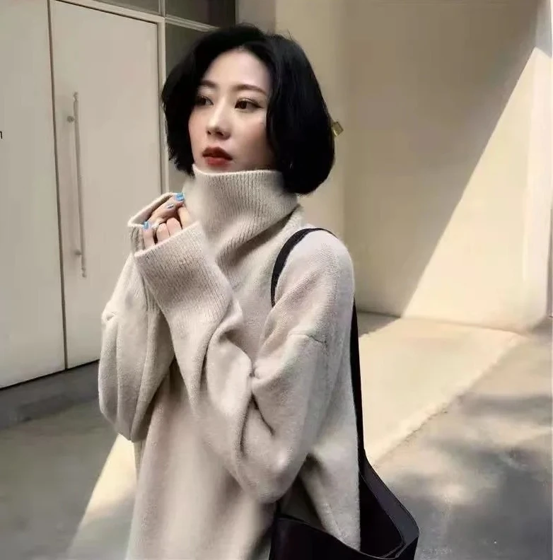 

autumn and winter High necked sweater women thick and loose fitting French top knitted bottom sweater