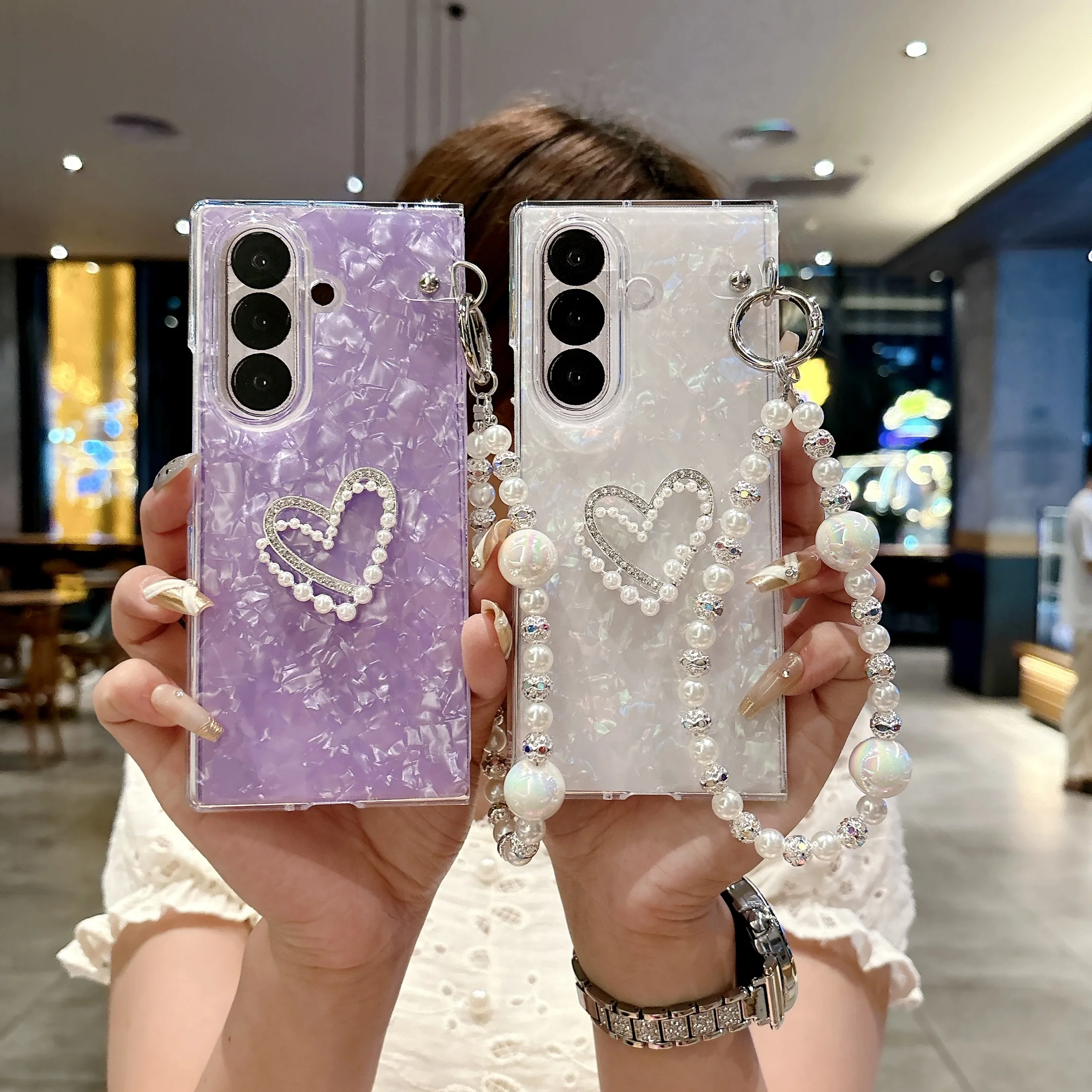 

Back Cover For Samsung Galaxy Z Fold 7 6 5 4 3 Case Shell Pattern Pearls Love Bracelet Chain Hard PC Shockproof Phone Case