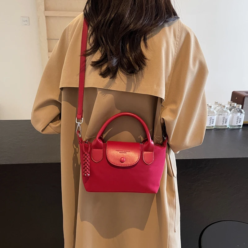 Fashion Lightweight Simple Ladies Shoulder Bag, Large Capacity Durable Classic Ladies Crossbody Dumpling Bag, All Seasons image 3