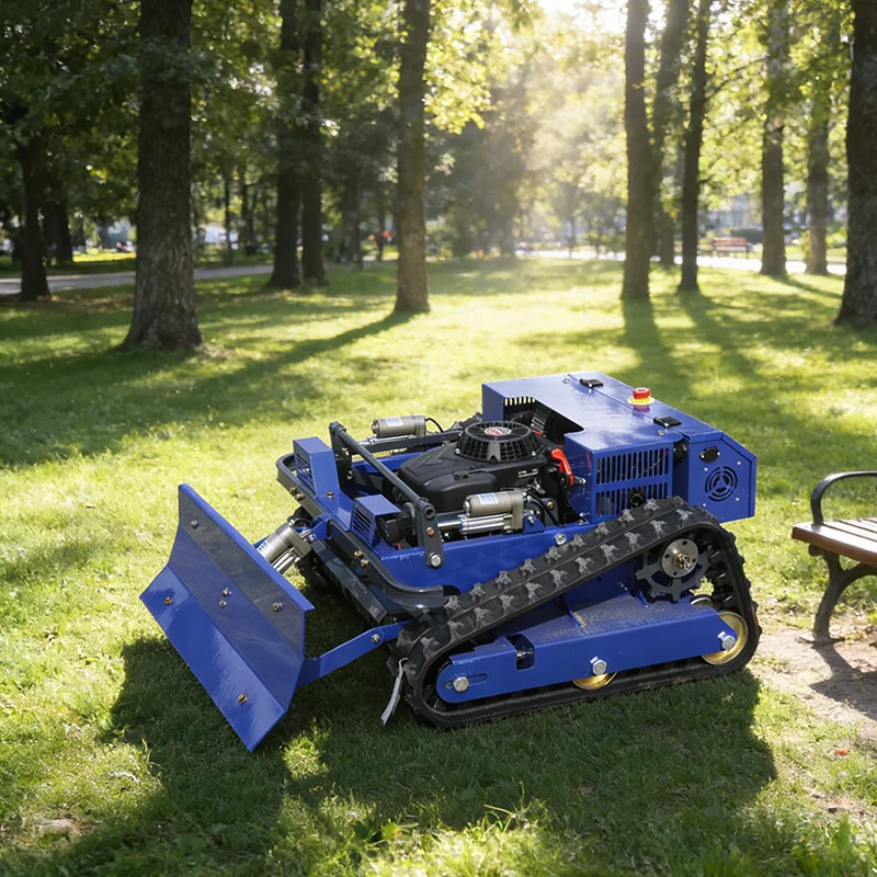 

Индивидуально настраиваемая гусеничная машина для удаления сорняков с дистанционным управлением, для очистки газонов на фермах, в садах и на полях.