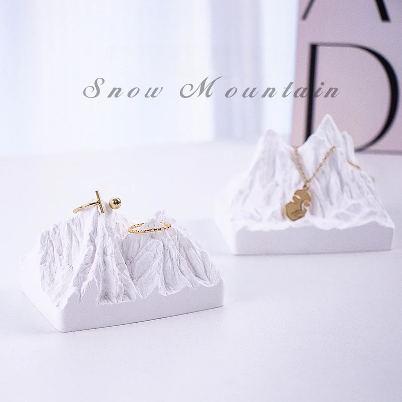 Adornos de montaña de nieve de yeso, accesorios de fotografía de Perfume de cosméticos, Fondo de Wigwam, decoraciones para fotos Ins