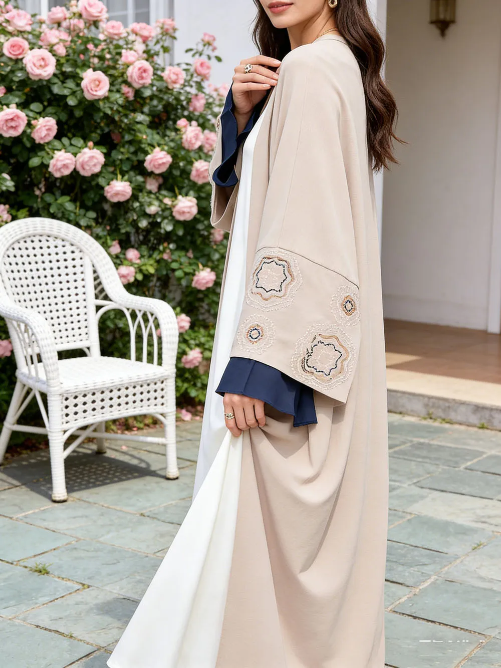 

Мусульманское женское кимоно с вышивкой, открытое платье Абая Дубай, кафтан Kebaya, турецкий кафтан, марокканский женский халат, арабская исламская одежда, платье