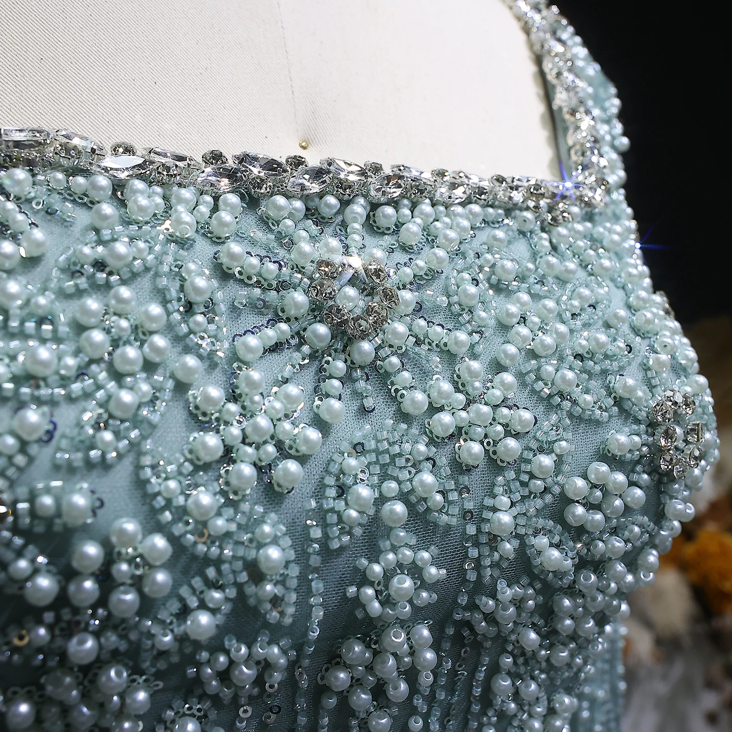 Sharon Said Champagner Meerjungfrauen-Abendkleid mit langen Ärmeln, Überrock, Perlenbesatz, Arabian Nights Ballkleid, formelles Kleid SS119, maßgeschneidert – Detail 11
