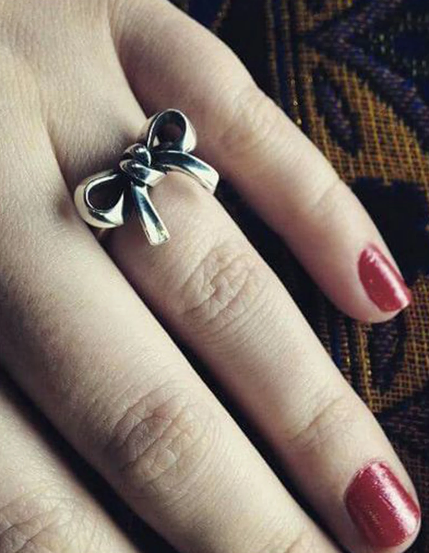 1 Pc Vintage Bowknot Elegant Classic Antique Silver Color Ring Personality Women Men Party Daily Size 6-10 Closed Rings