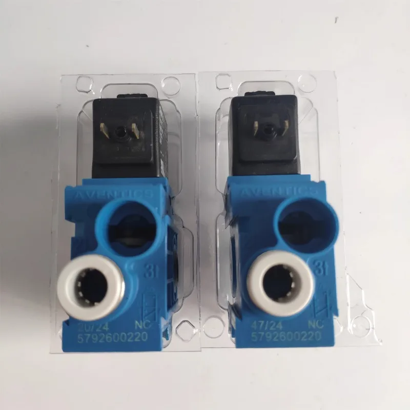

Parts Suitable for two-position three-way reversing normally closed valve 5792600220