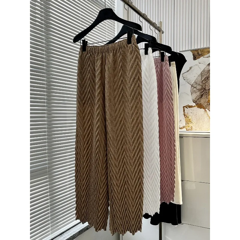 

Плиссированные брюки Miyake с широкими штанинами 2026, ручной плиссировкой, женские, весенние, повседневные, универсальные, свободного кроя, струящиеся, с широкими штанинами, плиссированные брюки