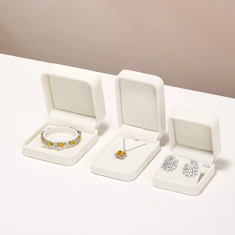 Thumbnail 2 - #17 Best Jewelry Gift Boxes to Buy In 2026