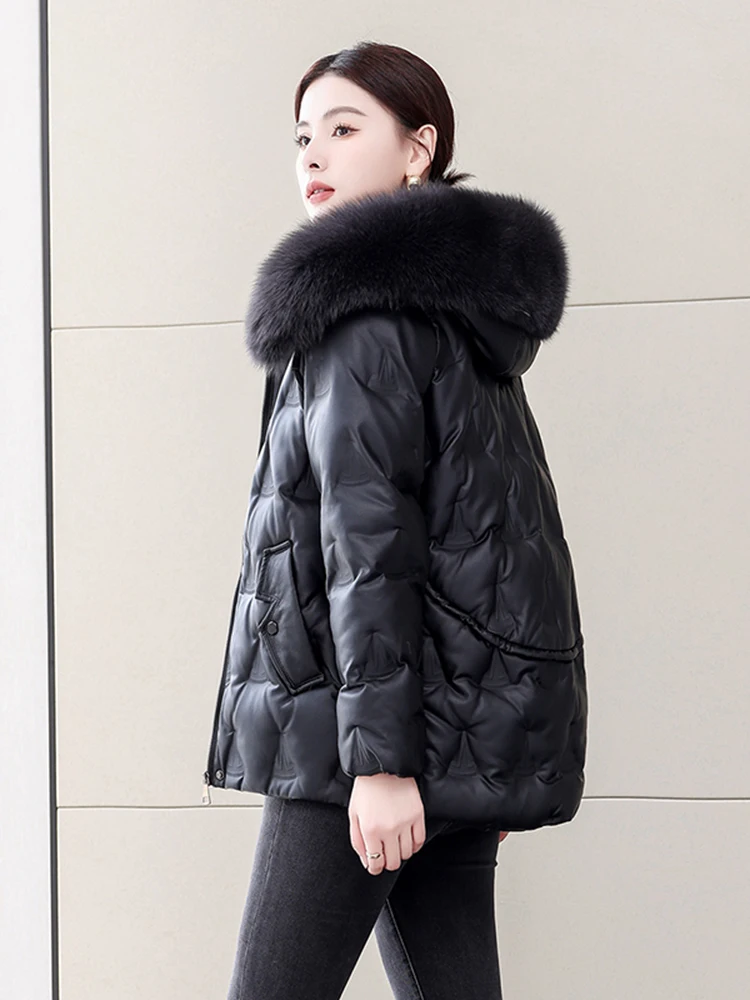 เสื้อโค้ทขนสัตว์แท้สำหรับผู้หญิง ฤดูหนาว 2025  แบบหลวม  คอปกขนสัตว์  ซิปยาว  สำหรับใส่ไปทำงาน