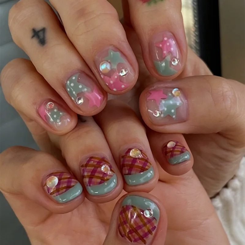 

24pcs Short Square Fake Nails Plaid Star Pattern Nail Acrylic French Tips Finished False Nail Rhinestone Design Press on Nails